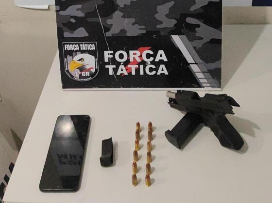Adolescente com arma